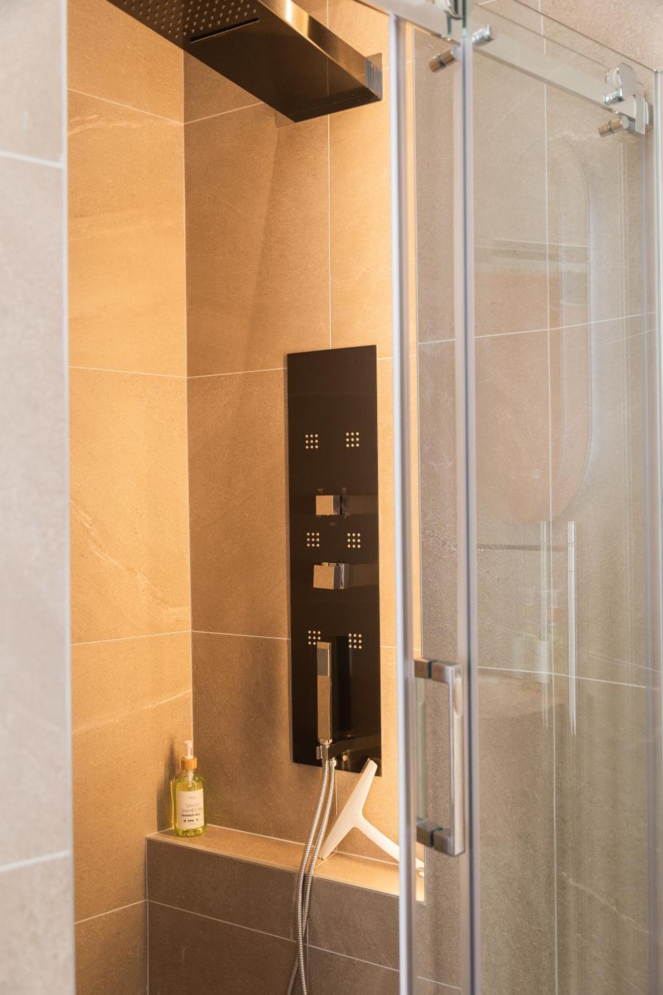 Omarais Guest House Paris Quarto foto